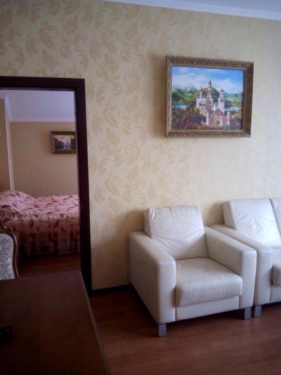 Prague Hotel Zaporizhia Exterior photo
