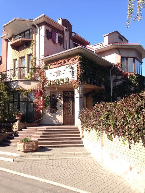 Prague Hotel Zaporizhia Exterior photo